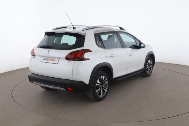 Peugeot 2008 image 6