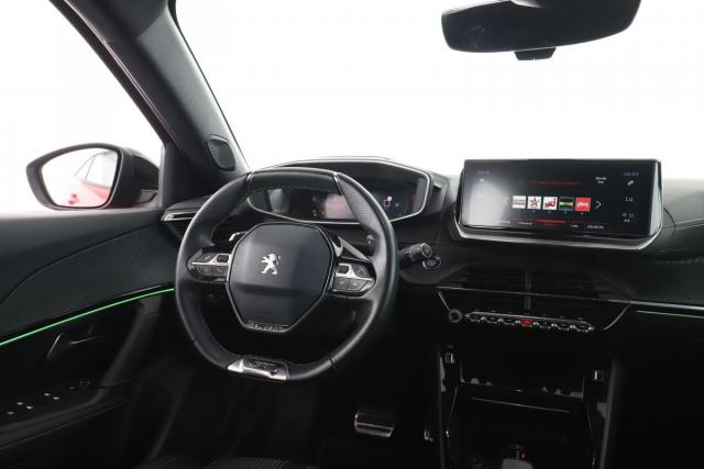 Peugeot 2008 image 3