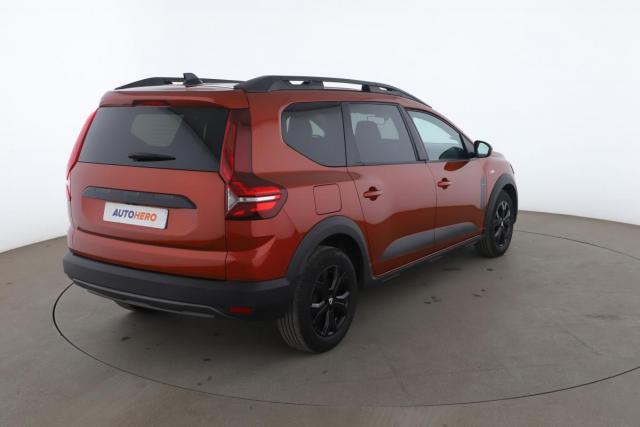Dacia Jogger image 1