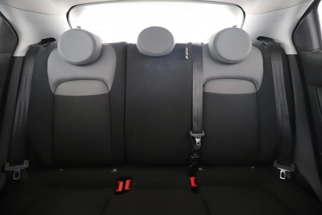 Fiat 500x image 2