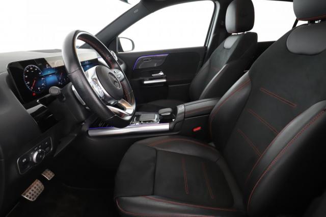 Mercedes Benz Gla image 7