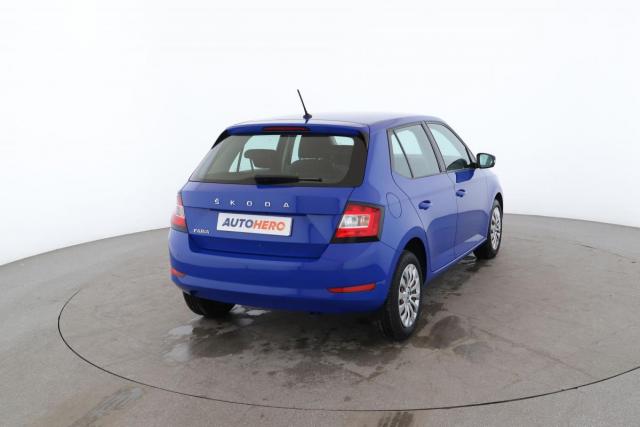 Skoda Fabia image 6