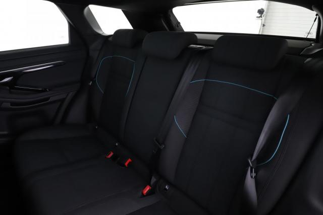 Land Rover Range Rover Evoque image 2