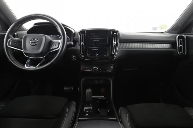 Volvo Xc40 image 6