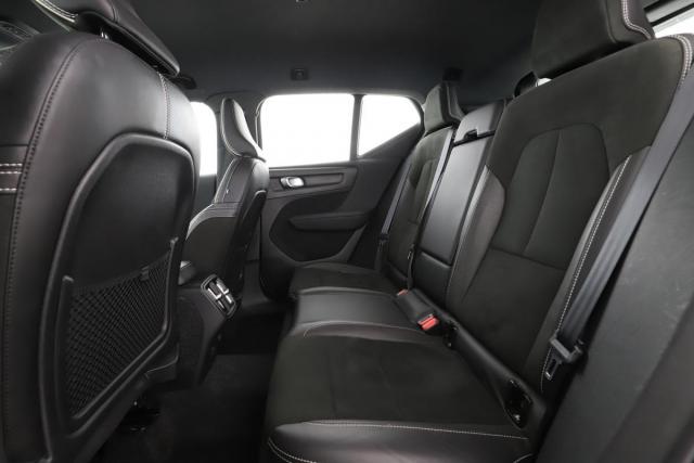Volvo Xc40 image 9