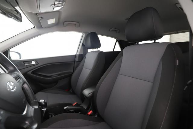 Hyundai I20 image 6