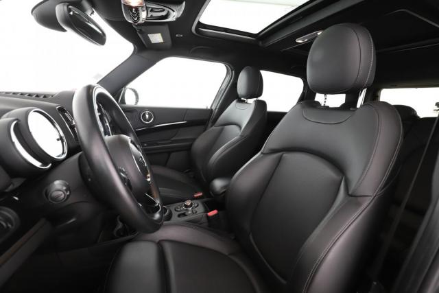 Mini Countryman image 2