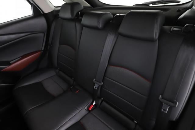 Mazda Cx-3 image 2