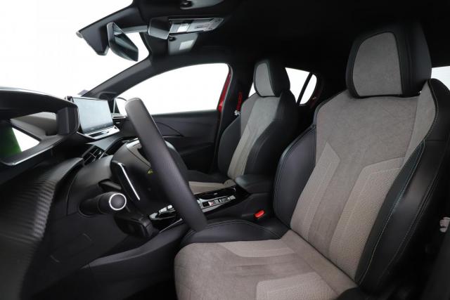 Peugeot 208 image 5