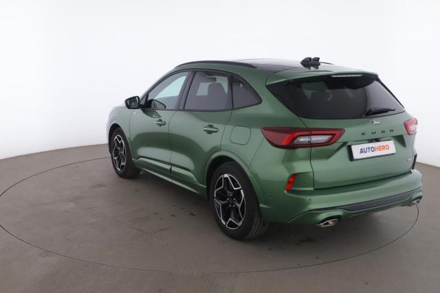 Ford Kuga image 2