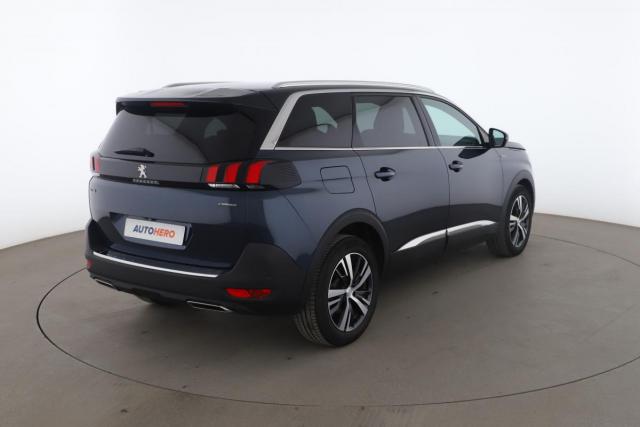 Peugeot 5008 image 9