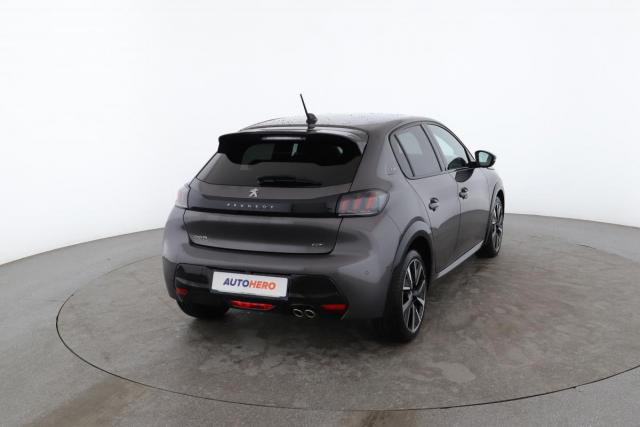 Peugeot 208 image 5