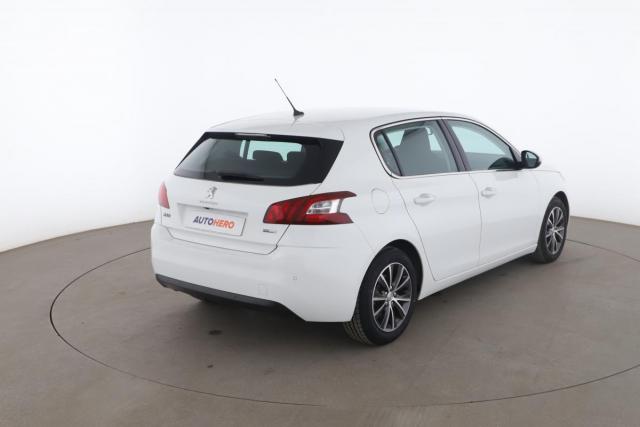 Peugeot 308 image 3