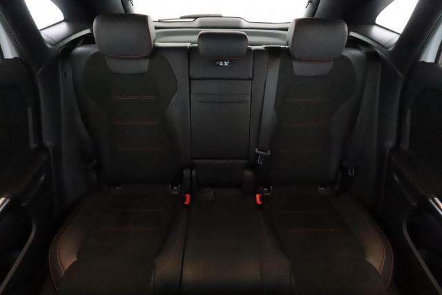 Mercedes Benz Gla image 8