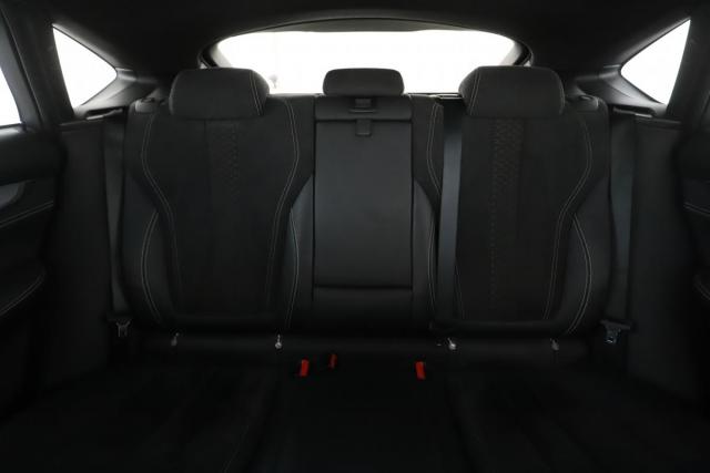 Bmw X6 image 3