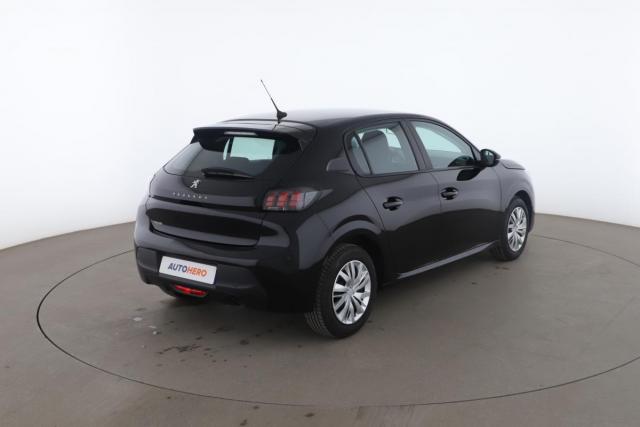Peugeot 208 image 9