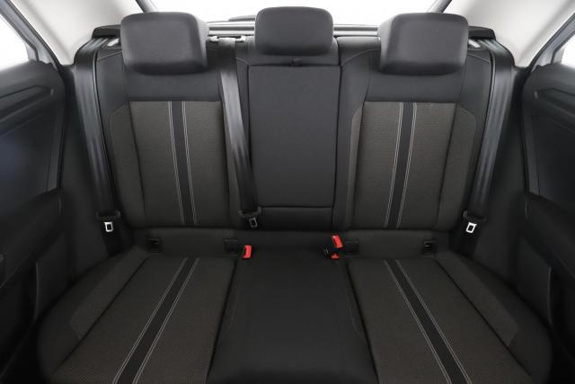 Volkswagen T-Roc image 4