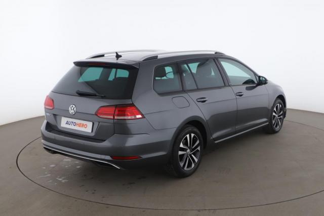 Volkswagen Golf Sw image 6