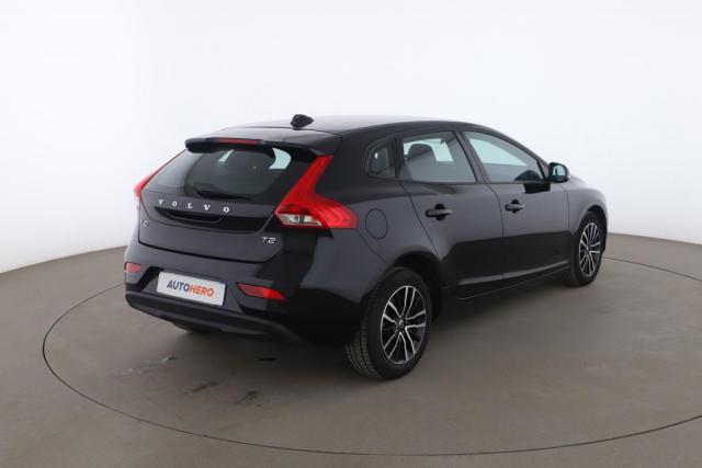 Volvo V40 image 9