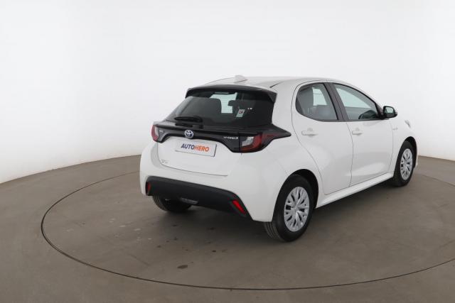 Toyota Yaris image 7