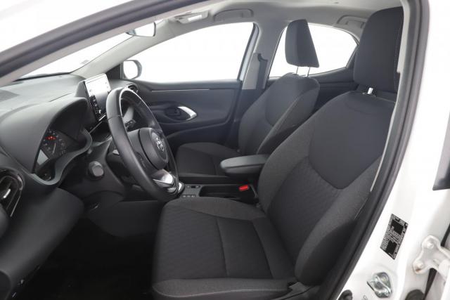 Toyota Yaris image 3