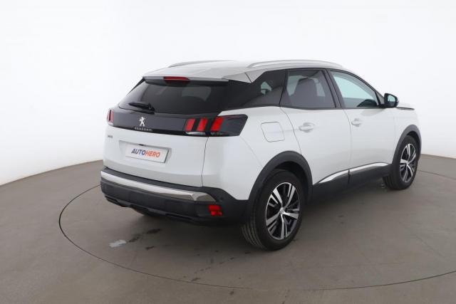 Peugeot 3008 image 2