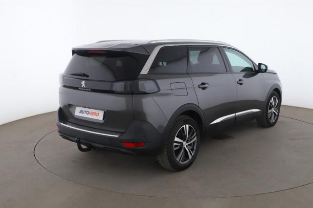 Peugeot 5008 image 8
