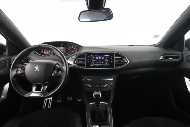 Peugeot 308 image 1
