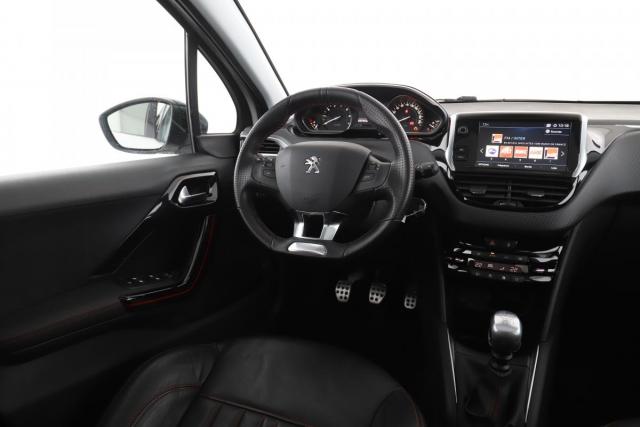 Peugeot 208 image 3