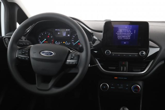 Ford Fiesta image 9