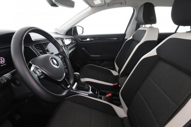 Volkswagen T-Roc image 5