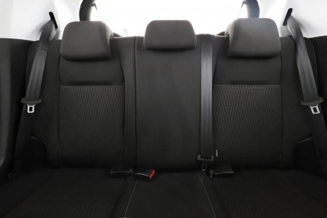 Peugeot 208 image 2
