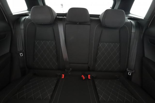 Skoda Karoq image 6