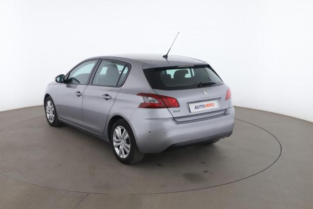 Peugeot 308 image 8