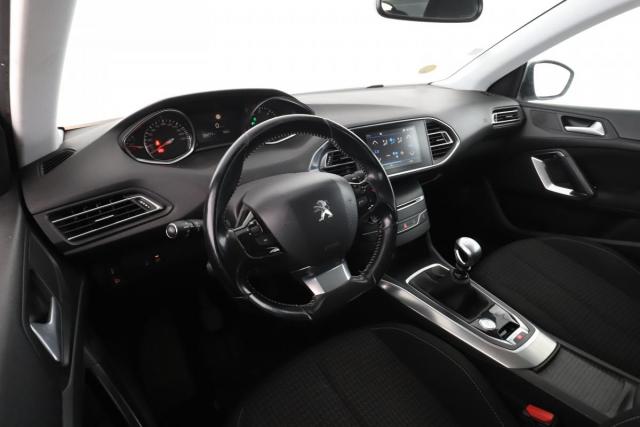 Peugeot 308 image 5