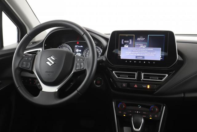 Suzuki S-Cross image 3
