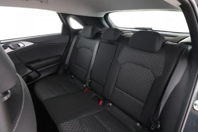 Kia Ceed image 9