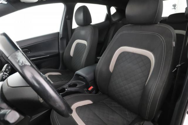 Kia Cee'D image 6