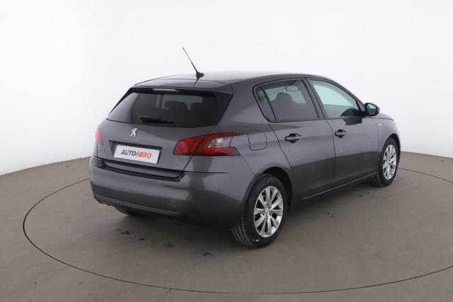 Peugeot 308 image 9
