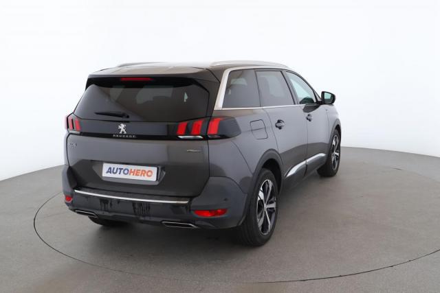Peugeot 5008 image 8