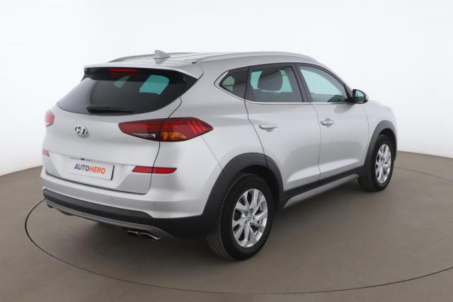 Hyundai Tucson image 8