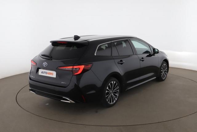 Toyota Corolla Touring Sports image 7