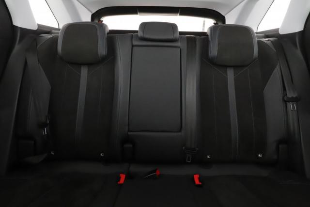 Peugeot 3008 image 8