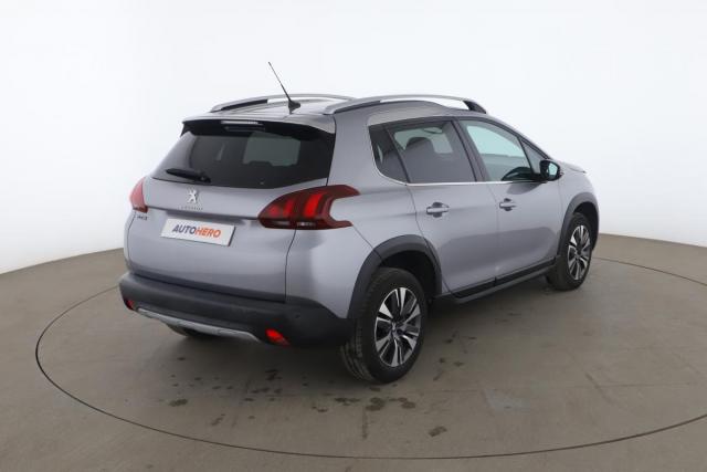 Peugeot 2008 image 3