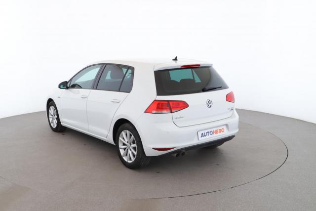 Volkswagen Golf image 2