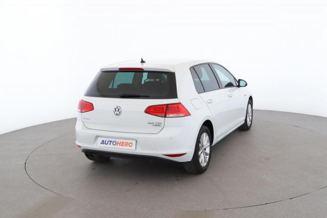 Volkswagen Golf image 5