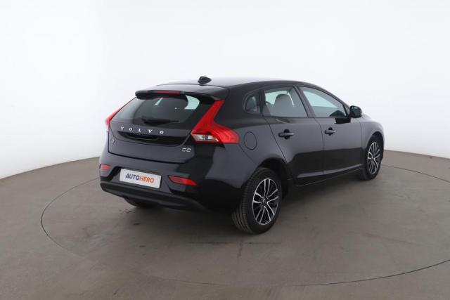 Volvo V40 image 1