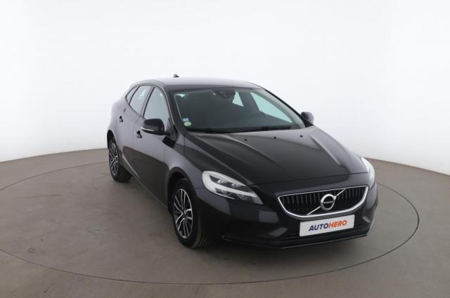 Volvo V40 image 2