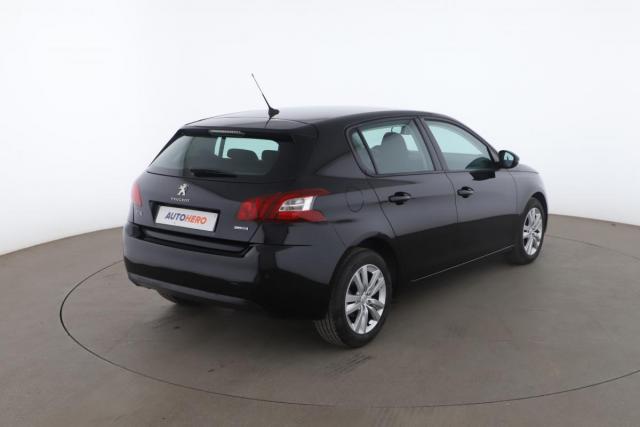 Peugeot 308 image 2