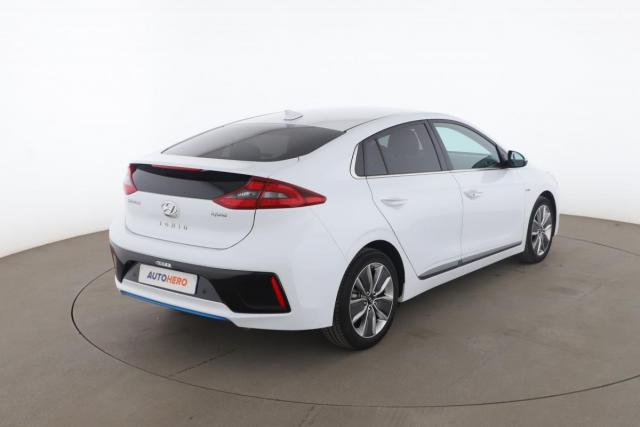 Hyundai Ioniq image 2